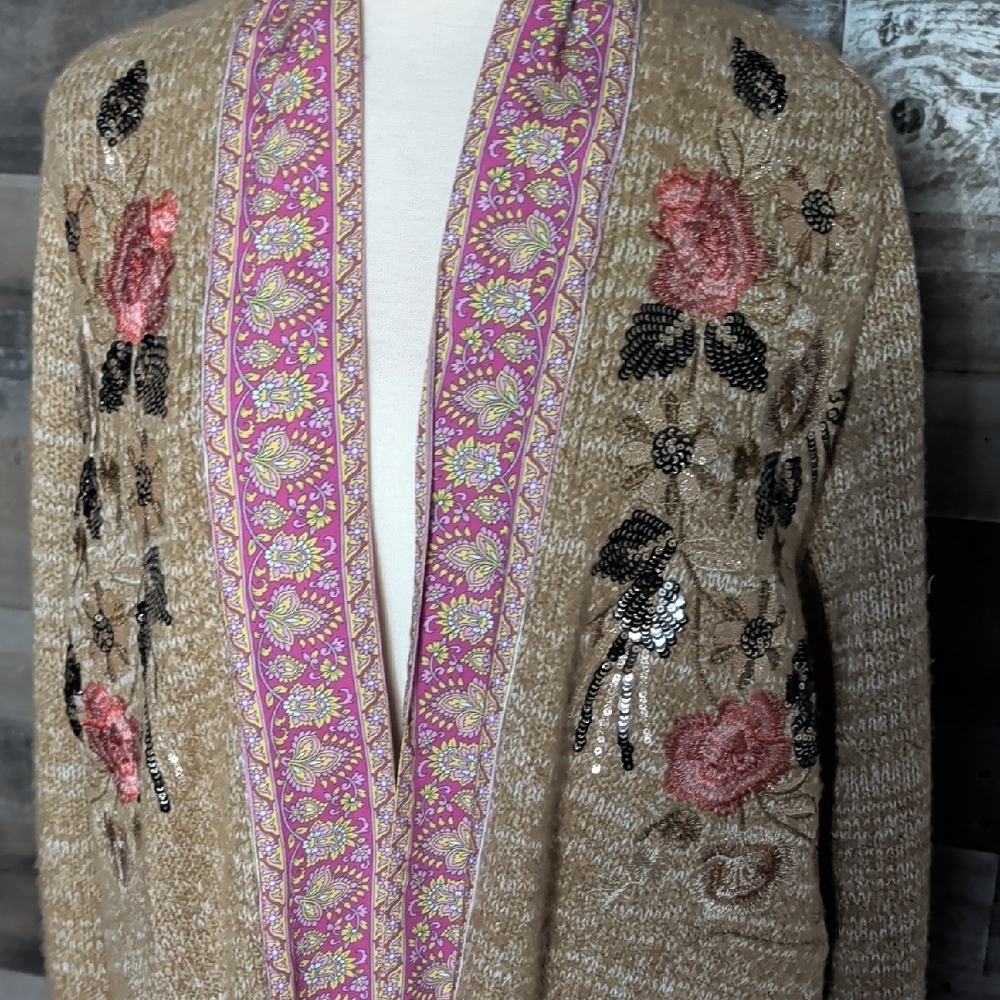 Floral Embroidered Open Front Cardigan - Picture 6 of 7